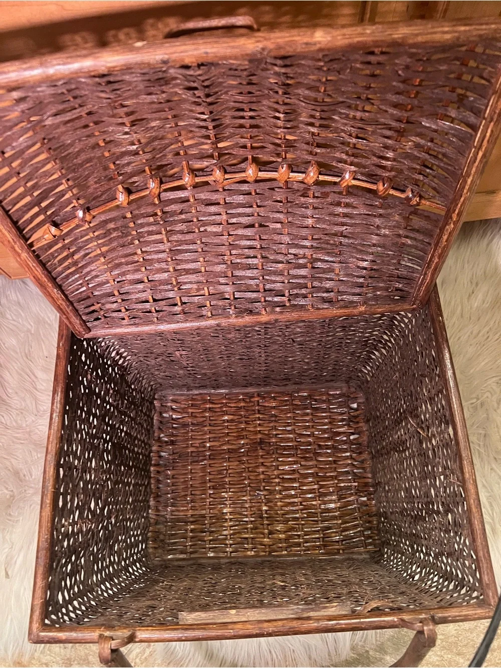 Vintage Large Hand Woven Storage Basket with Lid & Handles Home Decor